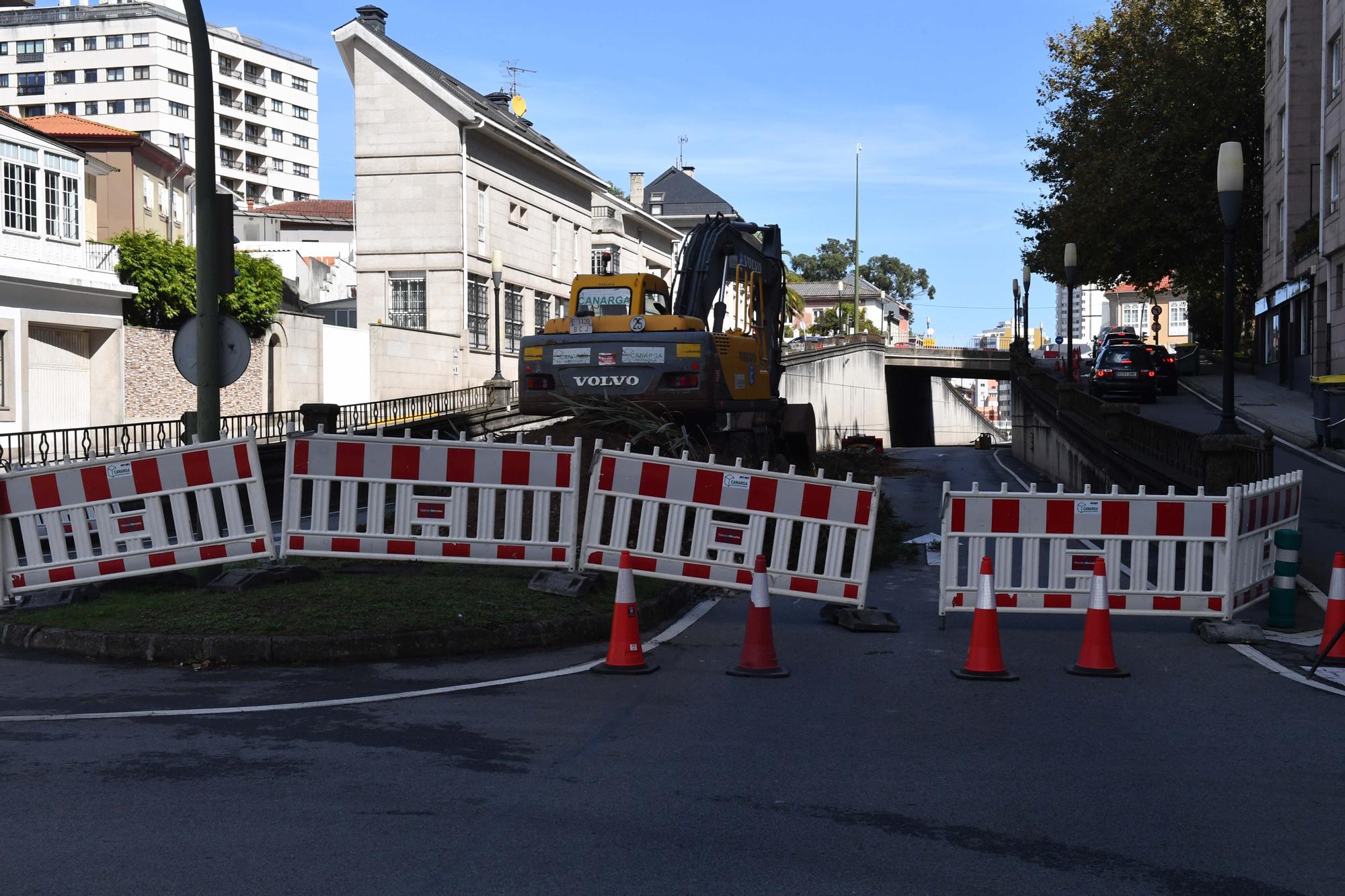 Comienzan las obras para suprimir el paso de la avenida de Arteixo bajo la ronda de Nelle