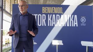 De la Fuente, sobre Gonzalo: Todavía le falta algo de mili