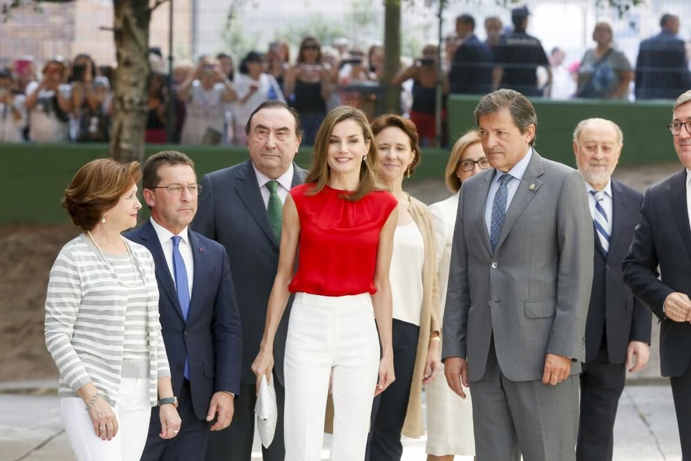 Visita de la Reina Letizia al colegio Quirinal