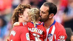 rozas48123587 atletico madrid s french forward antoine griezmann  l  kisse190513020405