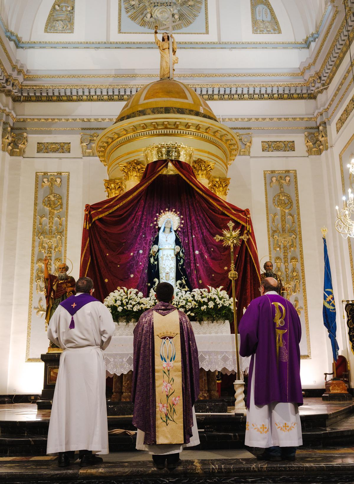 La talla de la Virgen de los Dolores es obra de Mariano Benlliure