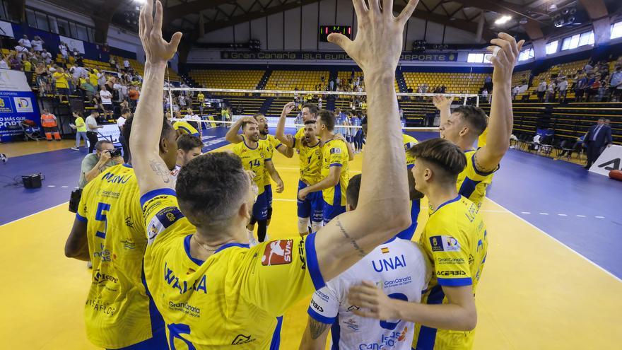 El CV Guaguas conquista su tercera Supercopa de España