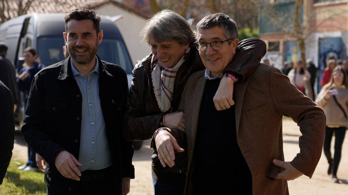 Patxi López, Carlos Martínez e Iñaki López en el evento electoral del PSOE en Zamora
