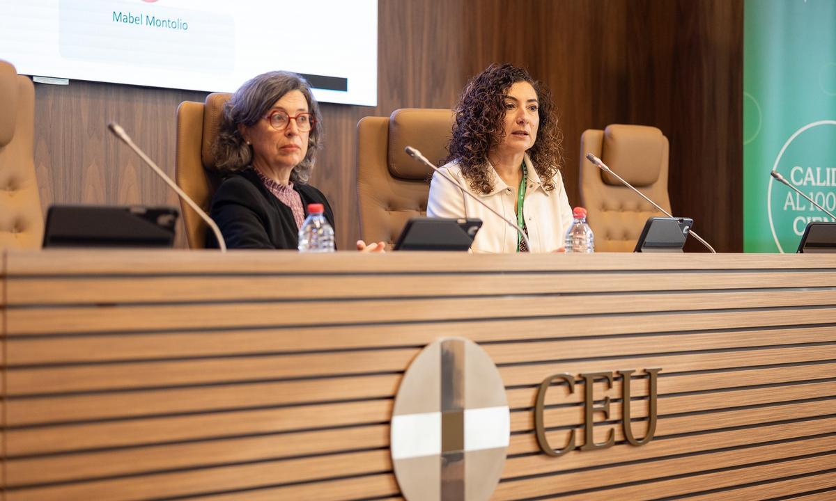 Mabel Montolio, directora de Seguridad Alimentaria de Mercadona, y Alicia López Castellano, Vicerrectora de la Universidad CEU Cardenal Herrera, durante su intervención en la jornada