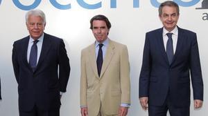 González, Aznar i Zapatero, reunits pels 40 anys de democràcia
