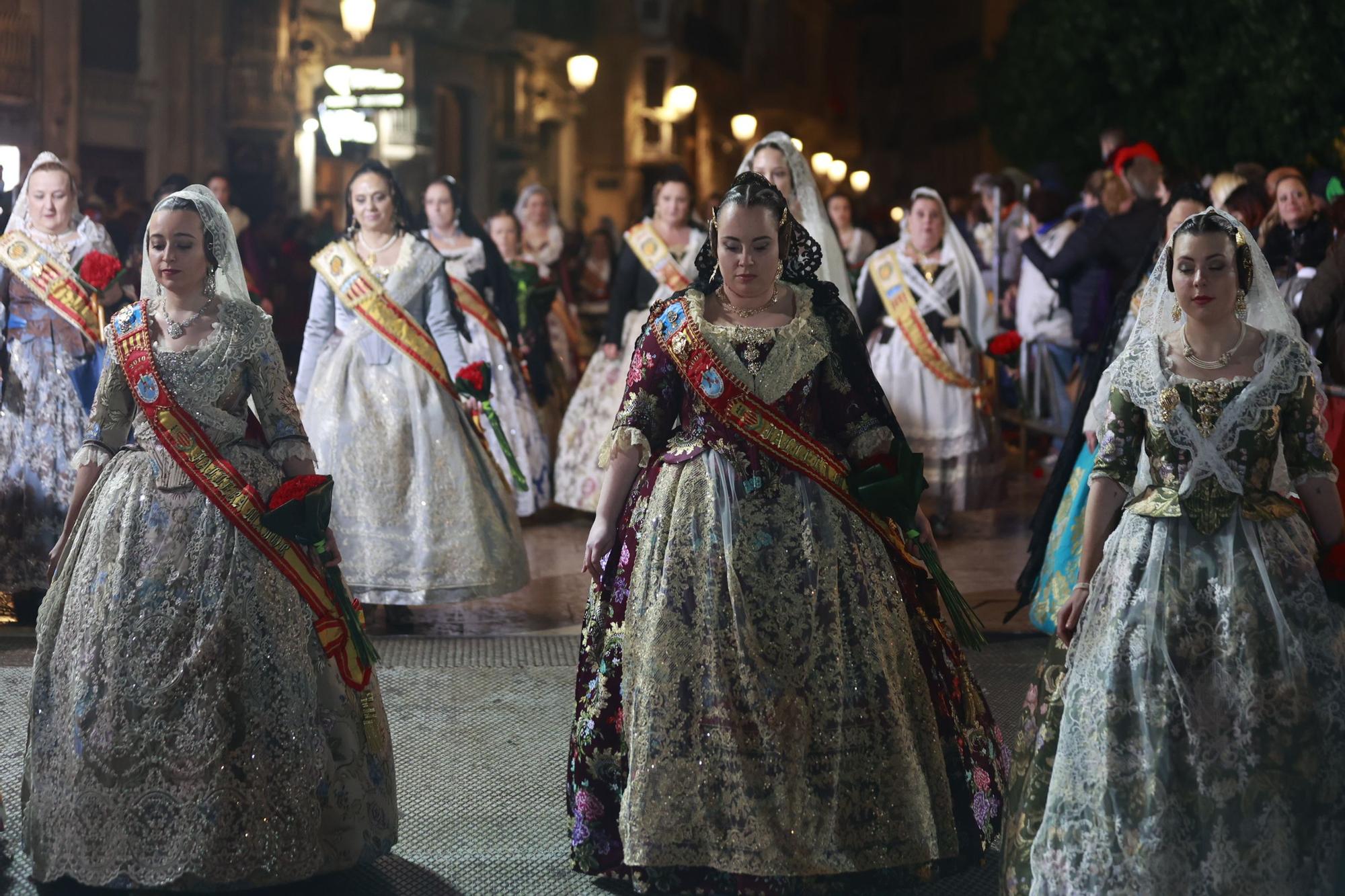 Búscate en la Ofrenda por la calle Quart (entre 23.00 y 24.00 horas)