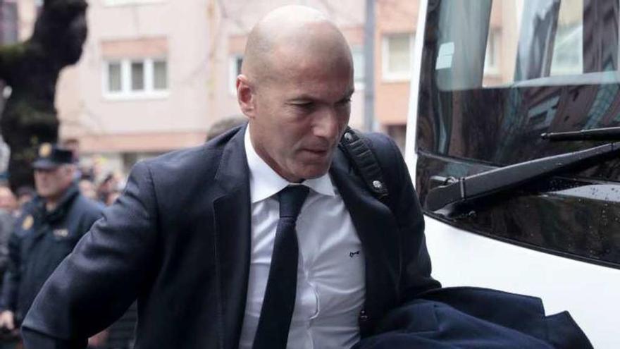 Zidane, llegando a Riazor el pasado sábado. // Cabalar