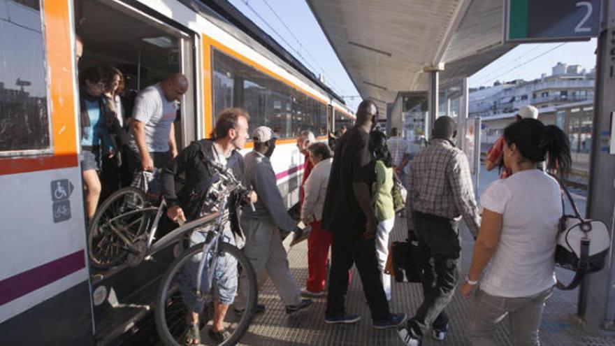 Anar amb tren des de Girona fins a Barcelona costarà gairebé 10 euros aquest 2012.