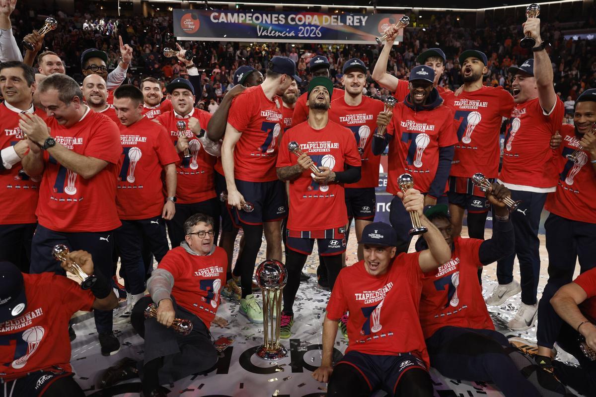 El Baskonia suma ante el Real Madrid su séptima Copa del Rey 17 años después.