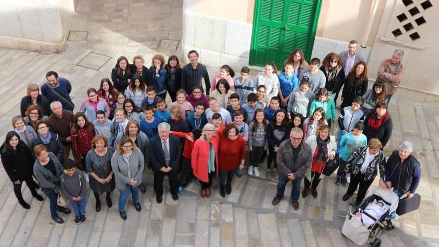 Lectura de un manifiesto en Alcúdia