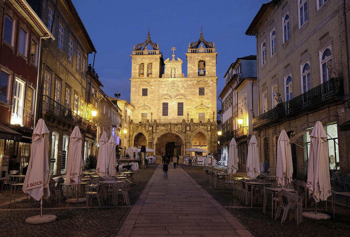 Catedral de Braga al atardecer.