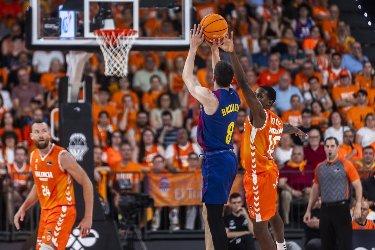 Valencia. VLC. SPD. Primer partido de la final de la ACB entre Valencia Basket y el FC Barcelona en el Roig Arena