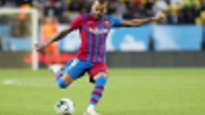 Alves assegura que Messi «no està disfrutant» en el PSG