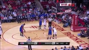 Andre Drummond falla 23 tirs lliures davant els Houston Rockets.