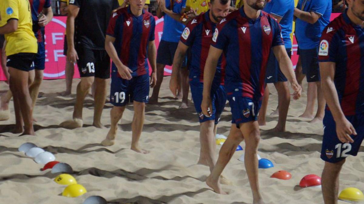 El Levante, en el momento de salir al campo.  | RFEF