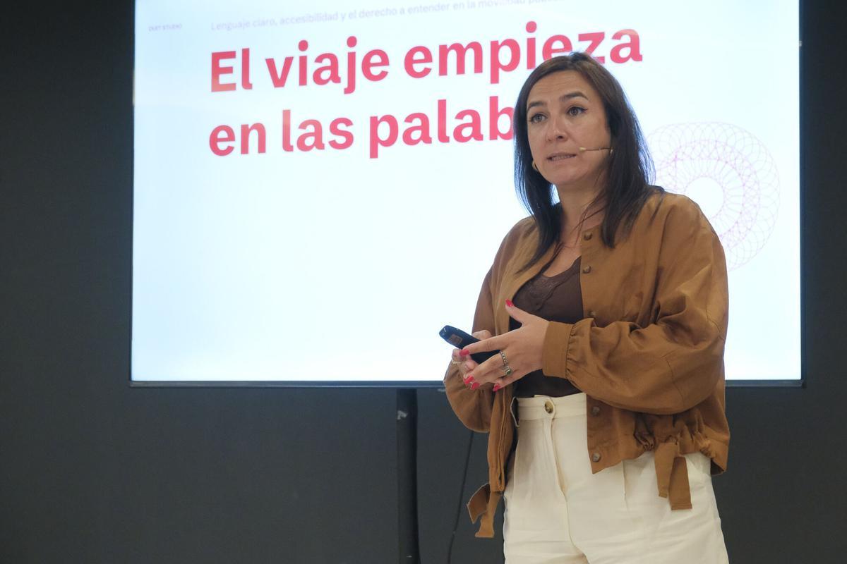 Foro de las jornadas 'Hablemos de...', organizadas por LA PROVINCIA y Guaguas Municipales en el Club LA PROVINCIA