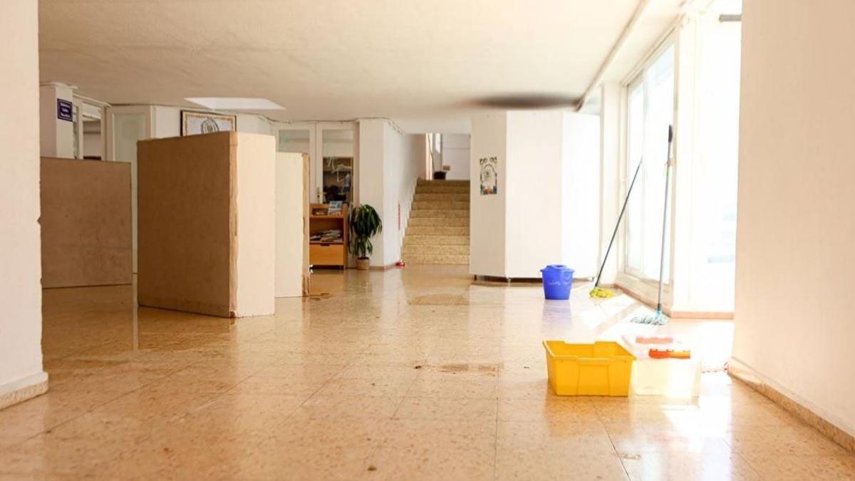 El colegio Can Misses tras las inundaciones del pasado 30 de septiembre