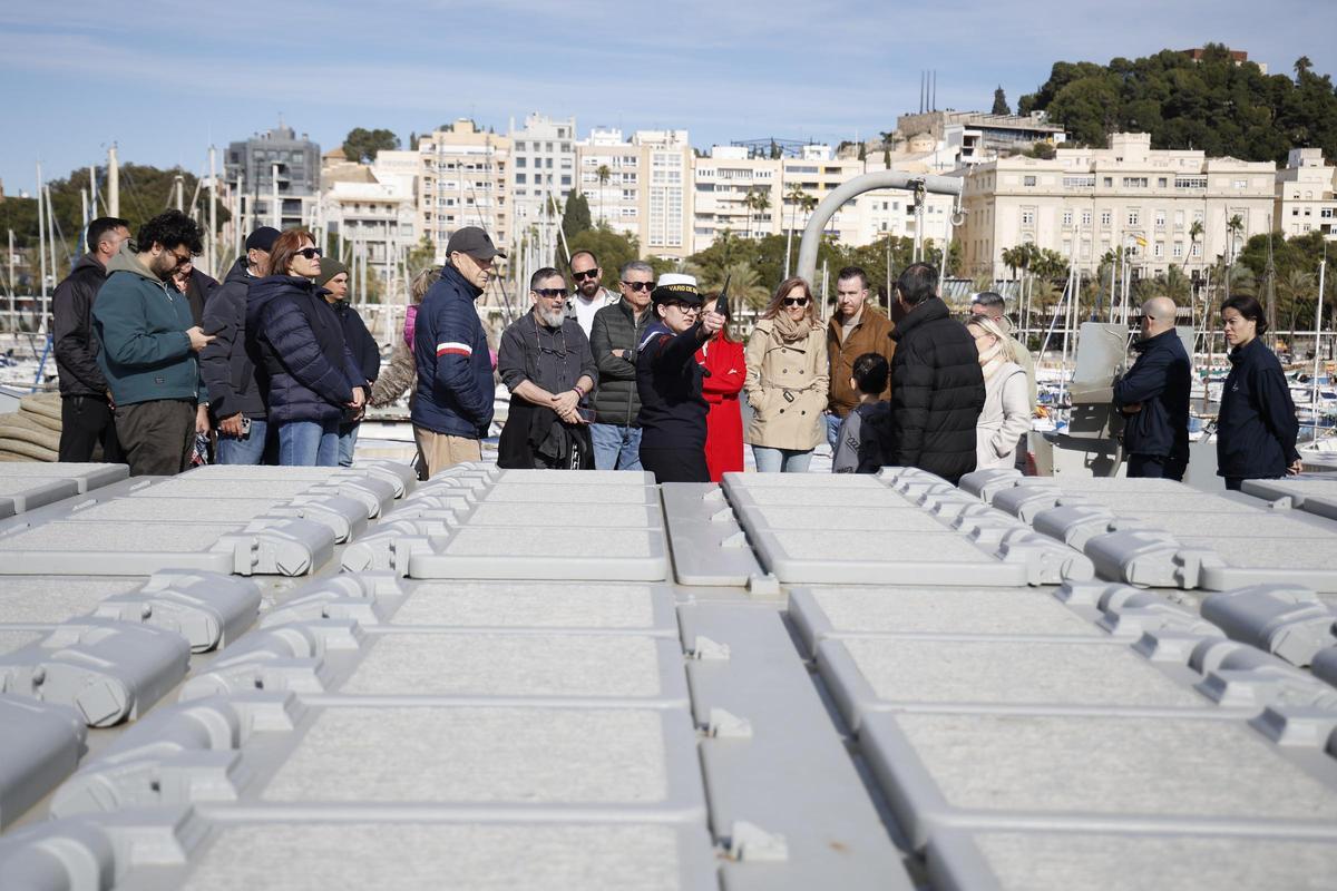 Las fotos de la fragata Álvaro de Bázan durante su visita a Cartagena