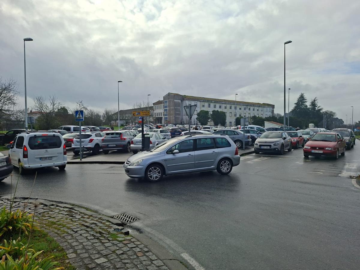 La huelga de buses vuelve a poner en jaque el tráfico en Santiago La huelga de buses vuelve a poner en jaque el tráfico en Santiago