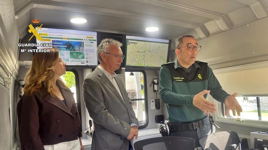 Los “cuarteles sobre ruedas” de la Guardia Civil refuerzan la atención a los pueblos de Extremadura