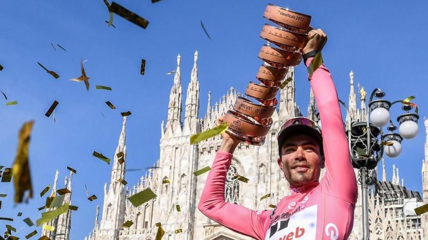 Tom Dumoulin, ganador del Giro 2017, en Milán.