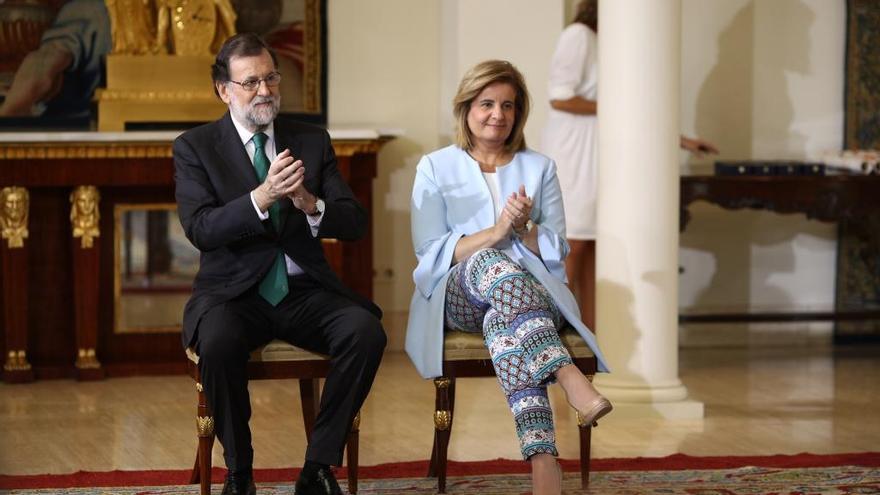 Rajoy y Fátima Báñez en el acto de entrega de las Medallas de Oro al Mérito en el Trabajo