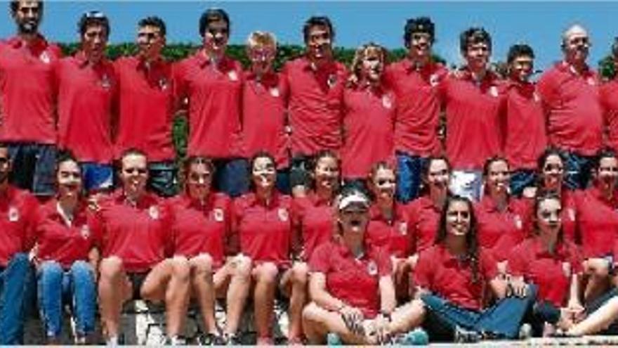 Formacions absolutes masculina i femenina de l&#039;Avinent CA Manresa, classificades per a la final del campionat de Catalunya per equips