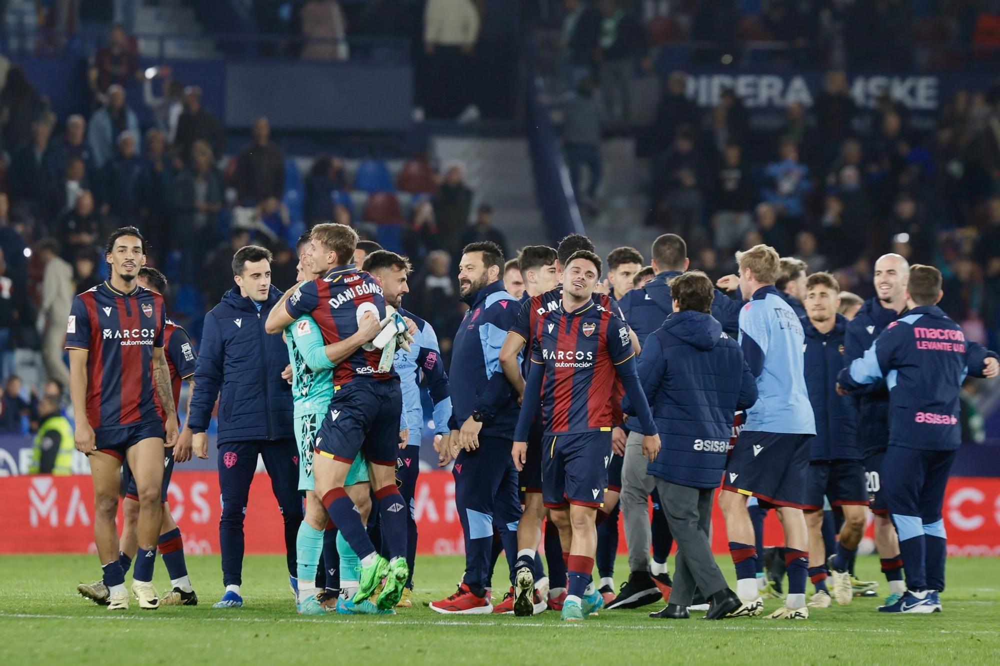 Levante UD - Elche CF en imágenes