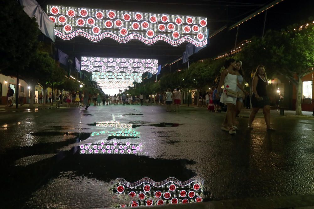 Encendido del alumbrado del Real de la Feria 2017