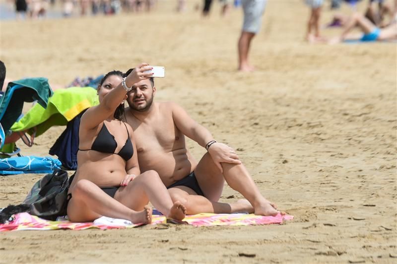 Playa de Las Canteras en Semana Santa