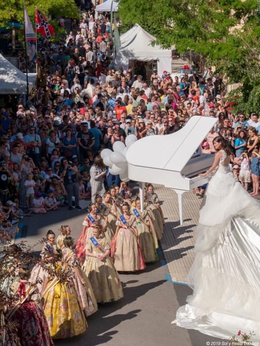 Las Fallas se exhiben en el Festival sol y Fiesta de Leucate (Francia)