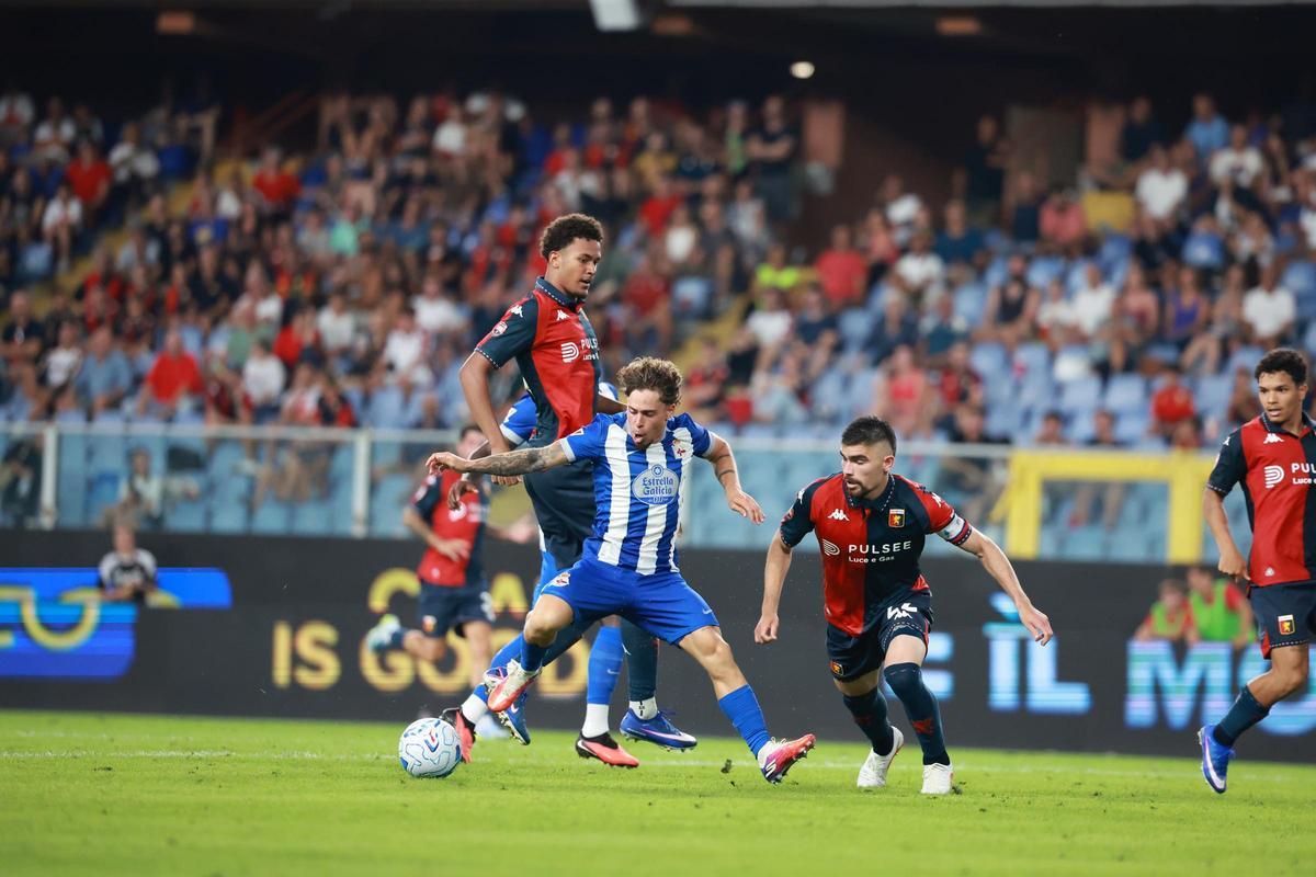 Mario Soriano en el Genoa-Deportivo.