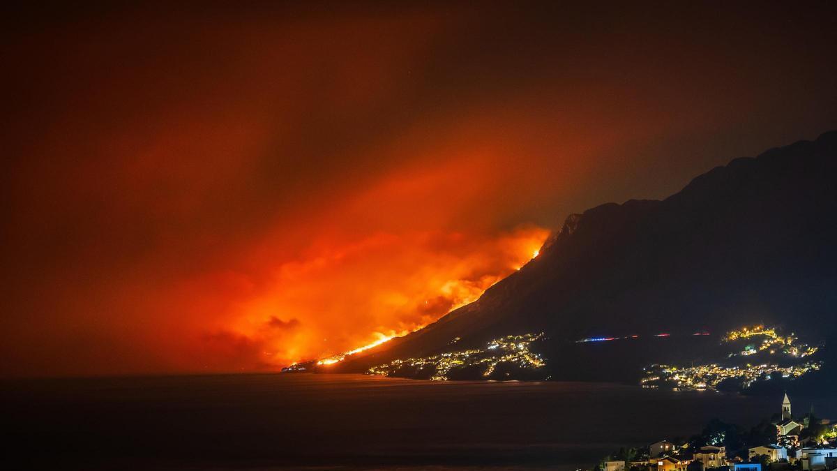 Al menos un muerto y una cuarentena de heridos en Croacia por un incendio en la costa