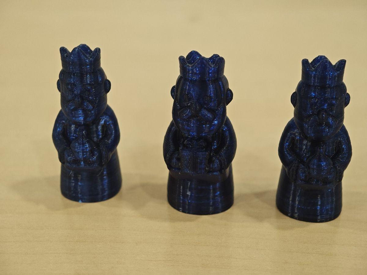 Reis d’Orient impresos en 3D a partir d’ampolles de plàstic reciclades