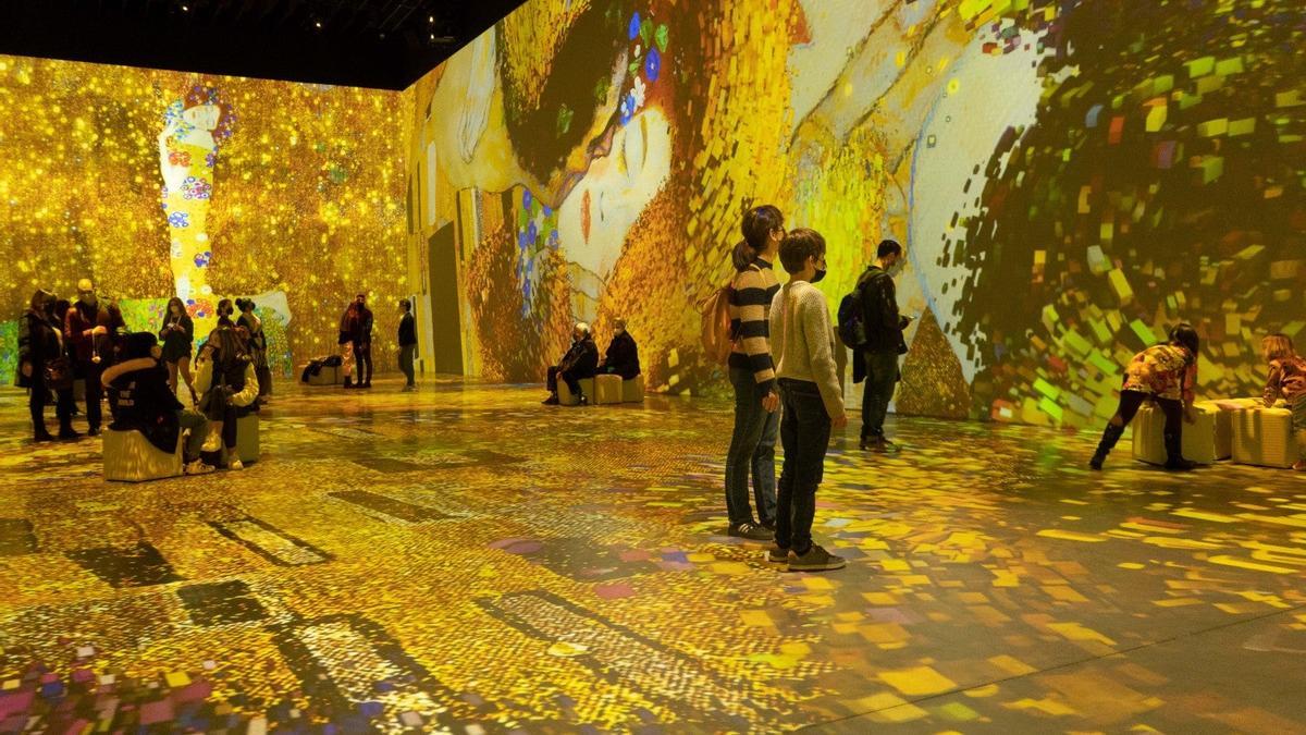 Madrid se sumerge en la obra de Klimt: la esperada exposición inmersiva llega a Matadero