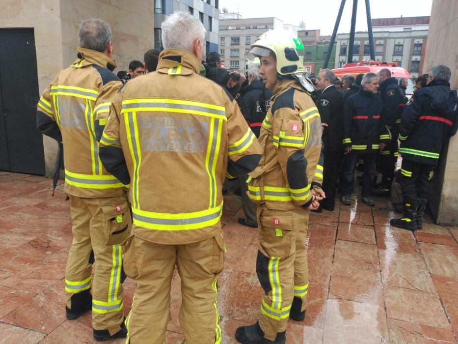 Bomberos de toda España despiden a Eloy Palacio