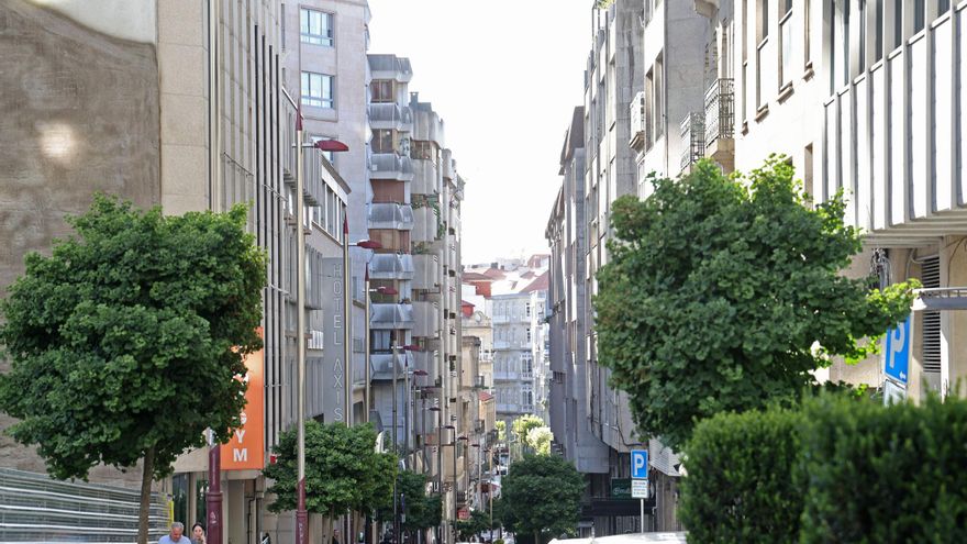 Muere una mujer de 46 años al precipitarse desde un quinto piso en el centro de Vigo