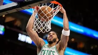 Los Celtics siguen su paseo triunfal y los Nuggets empatan por el liderato en el Oeste