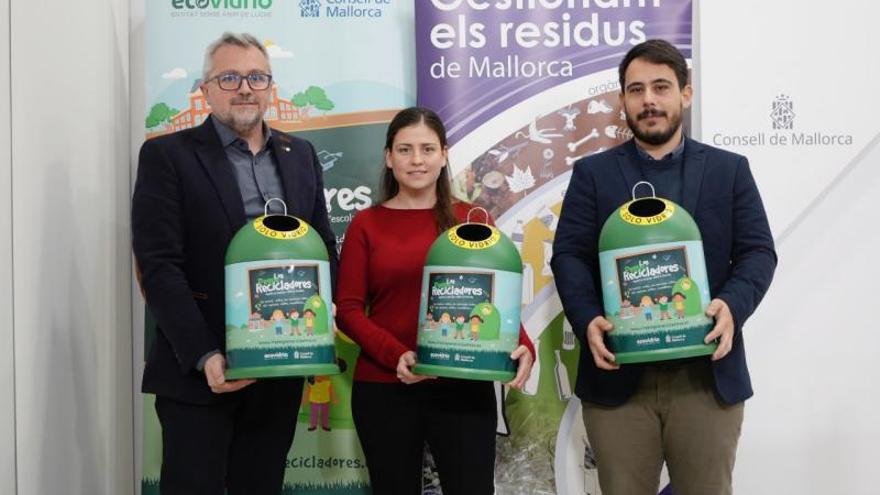 Trece mil escolares compiten en reciclar vidrio