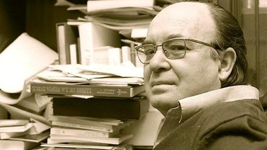 El Ayuntamiento de Burjassot y la Universitat de València crean la Cátedra Vicent Andrés Estellés
