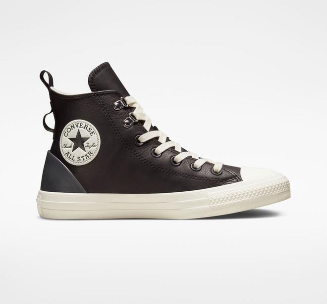 Todo un clásico en piel, de Converse