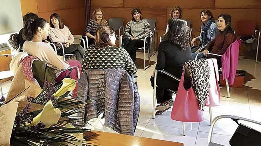 Testimonios en primera persona, Rosa Mascaró, Aina Noguera, Bel Busquets y Kika Coll, ayer, en la Misericòrdia.