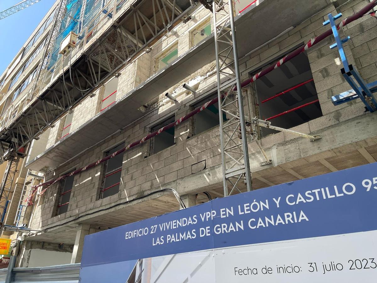 Obra de las 27 viviendas públicas de León y Castillo, en Las Palmas de Gran Canaria.