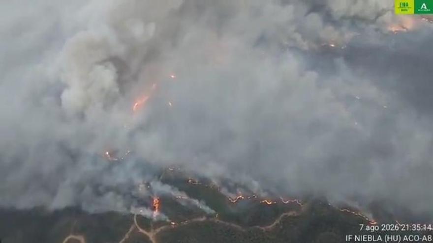 INCENDIO FORESTAL HUELVA | El incendio forestal en Huelva visto desde el cielo