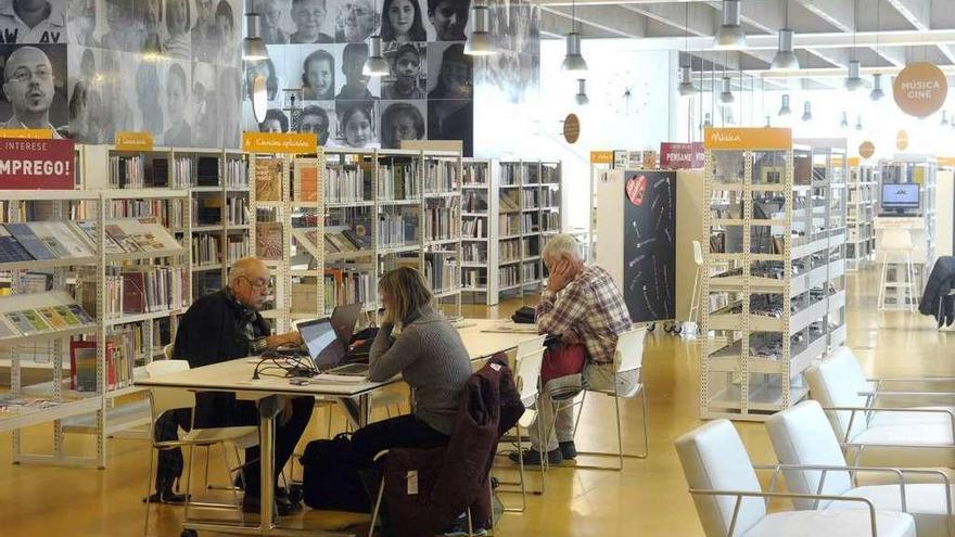 Biblioteca municipal del centro Ágora, en el Agra do Orzán.