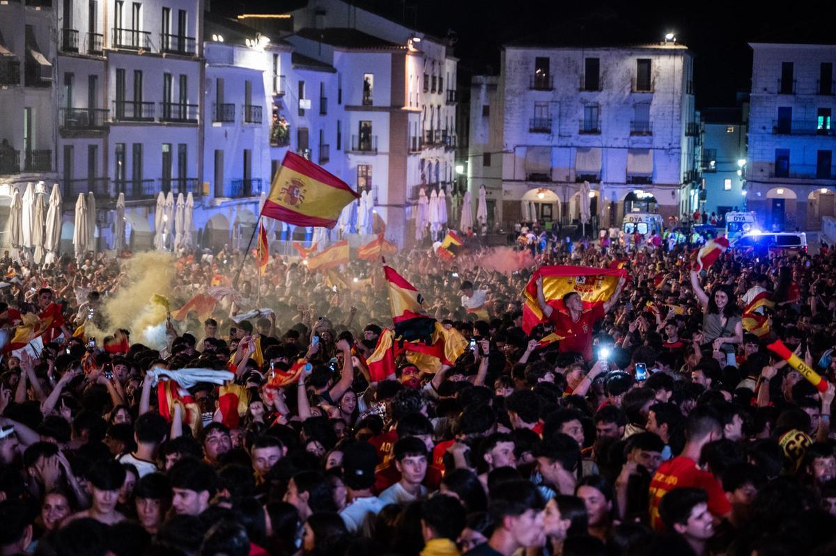 Las mejores imágenes de la celebración de la final del Mundial en Extremadura Las mejores imágenes de la celebración de la final del Mundial en Extremadura