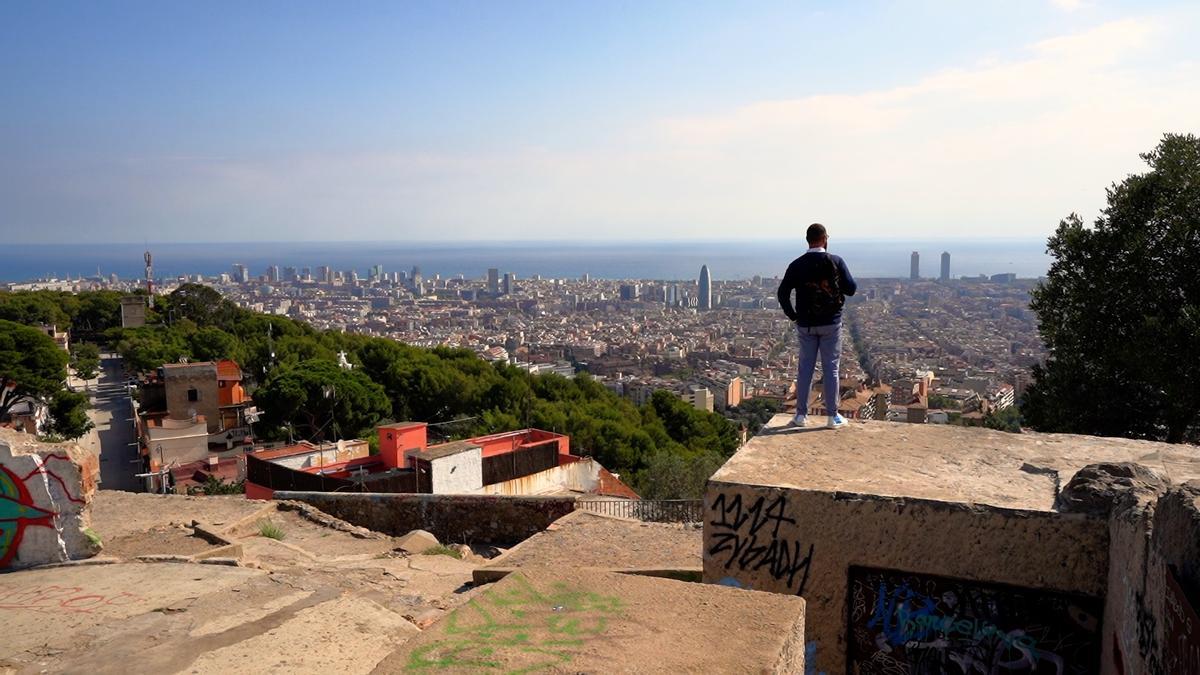 El mirador de los Bunkers del Carmel ofrece las mejores vistas panorámicas de Barcelona