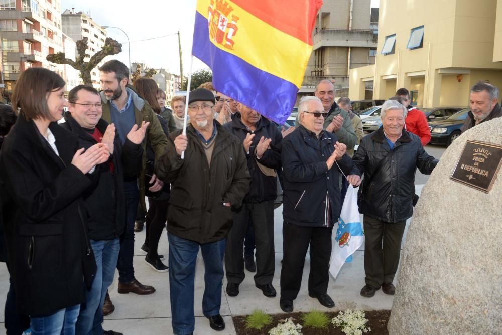 Vilagarcía conmemora la II República