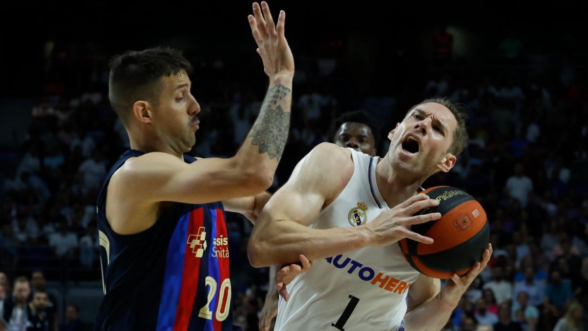 Laprovittola y Causeur, la pasada temporada en un clásico