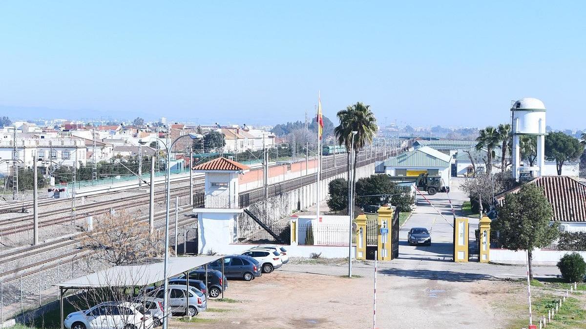 Un interés desbordado por acoger la base militar